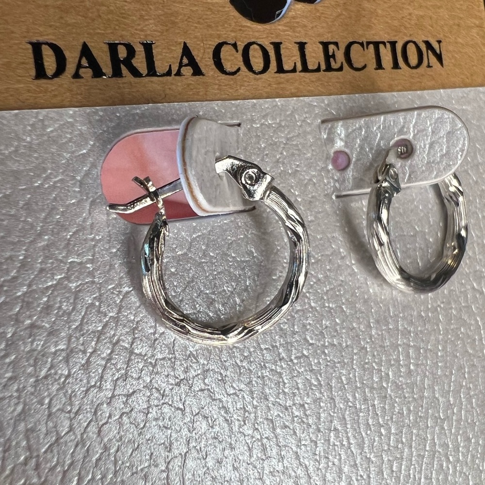 Darla Collection Silver Tone Hoop Earrings - Picture 5 of 5